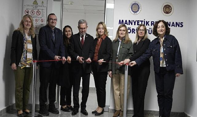 Ankara Üniversitesi Diş Hekimliği Fakültesi Hastanesinde, dünyada diş hekimliği fakültesi bünyesinde kurulan ilk MR ünitesi ile özel gereksinimli bireylere diş tedavisi hizmetinin verileceği sedasyon ünitesi açıldı