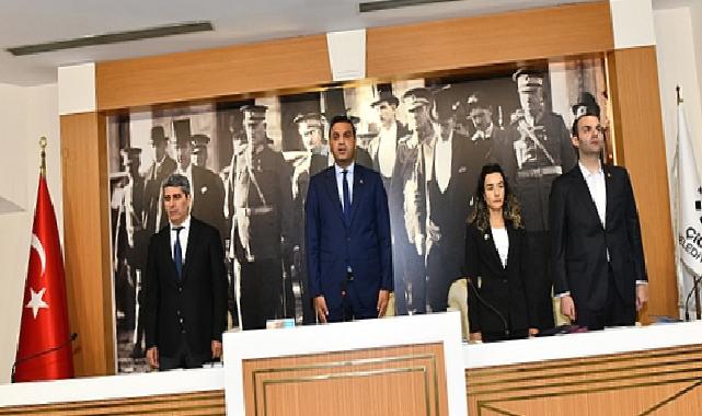 Çiğli Belediye Başkanı Onur Emrah Yıldız’dan İlk Mecliste Uyum Mesajları: “Yapıcı Muhalefet Katalizördür”