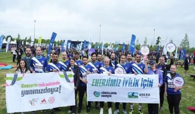 CK Enerji çalışanları, İstanbul Yarı Maratonu’nda kanserle mücadele için koştu