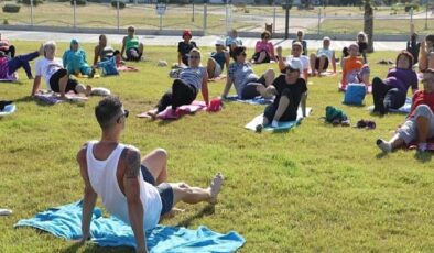 Burhaniye’de Özgürlük Parkı ve 8 Eylül Stadyumu’nda 14 Mayıs’tan itibaren alanında uzman eğitmenlerle sabah sporu başlıyor