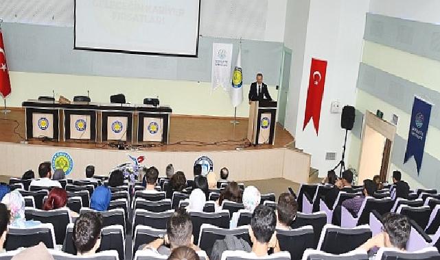 HarranUp Girişimcilik Konferansı: İŞ’te Liderlik ve Geleceğin Kariyer Fırsatları – Motivasyon Semineri Düzenlendi