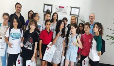 İzmirli Öğrenciler Akademisyenlerle Buluştu