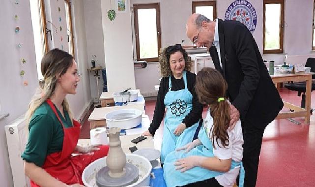 Selçuklu Belediyesi bünyesinde faaliyetlerini sürdüren Selçuklu Sanat, Eğitim, Teknoloji ve Atölye Programları (SETAP) eğitim faaliyetleriyle örnek oldu