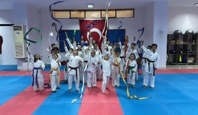 Kemer Belediyesi Karate Takımı kuşak atladı